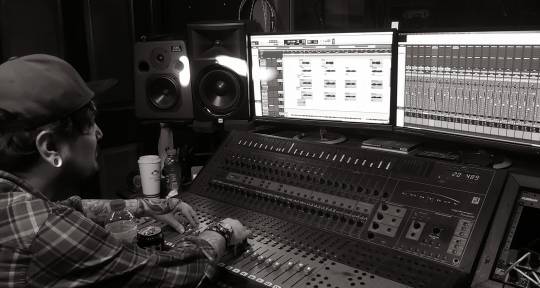 Music Producer, Songwriter - Scott Gross