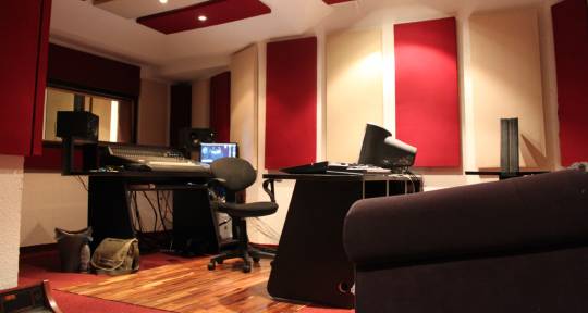 Drum quantize, Mix & Mastering - Backstage Valencia Studios