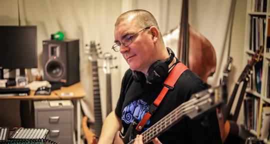 Session Bassist & FX Wizard - Al Swainger