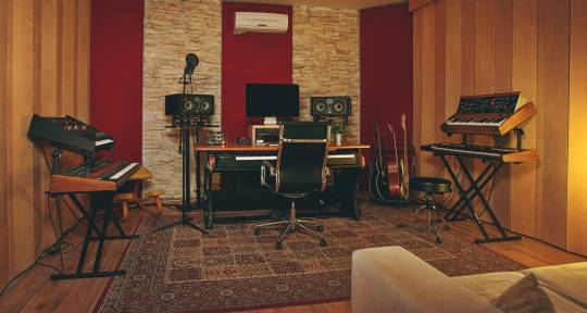 Production House - Redmojo Studios