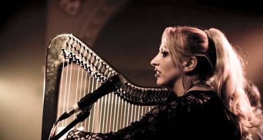 Session harpist - Ailie Robertson