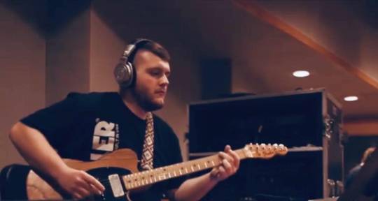 Session Guitarist  - Austin Crum