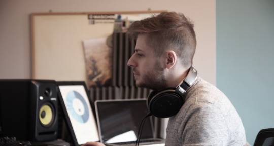 Music Producer, Mix Engineer - Alisdair Mason (Ficci)
