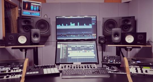 Producer-Mixer-Mastering-Arr - Studio 1313 Frankfurt