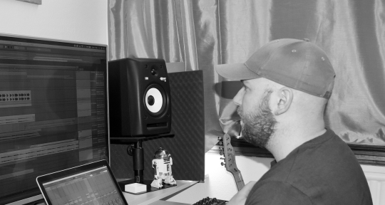 Music Producer & Mix Engineer - CS Music