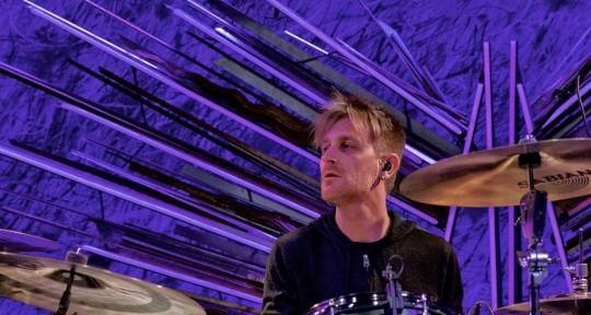 Drums, Percussion, Programming - Mike Bennett