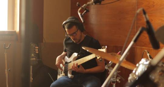 Electric / Upright Bassist - Gustavo Martinez