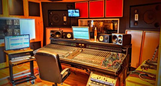 Producing, Mixing & Mastering - Music2Records