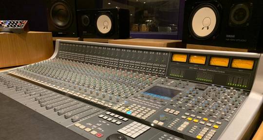 Mixing and Mastering Engineers - Audiological Studios