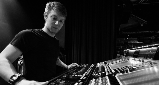 Mix and Mastering Engineer - Jamie Tinsley