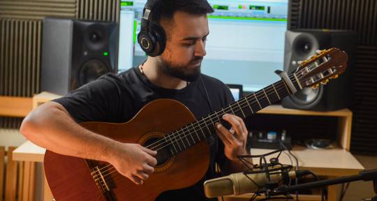 Tango Guitar/Recording Studio - Francisco Alvarez Capdevila