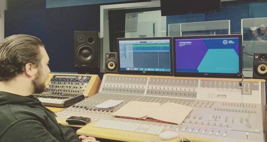 Producer and Mixing Engineer - Ben Hannah