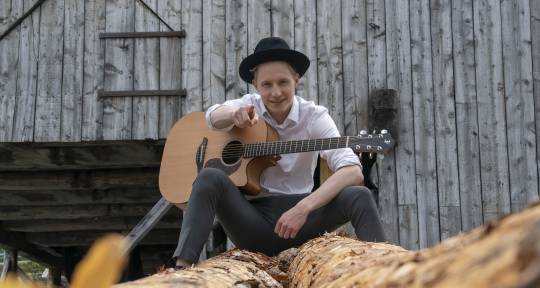 Singer/songwriter - Ruben Kåre