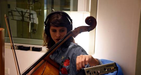 Session Cellist & Composer - Violeta García