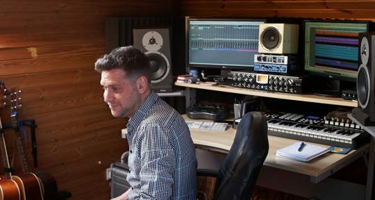 Music Producer, Mix Engineer - Joe Lonsdale
