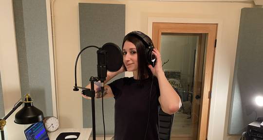 Singer, Songwriter - eleni