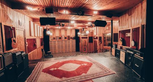 Recording studio - The Bridge Sound & Stage