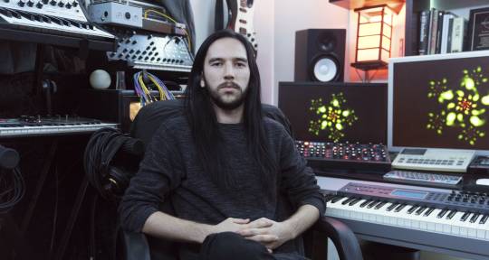 Film Composer, Sound Designer  - Jonathan Richmond / @JonScores