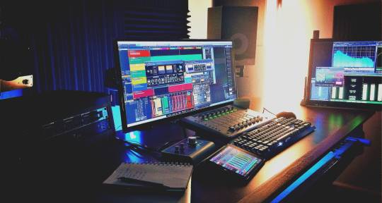 Music Producer, Mix Engineer - Daniel Beattie