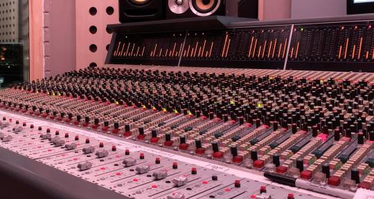 Recording, Mixing & Mastering - Headline Music Studios