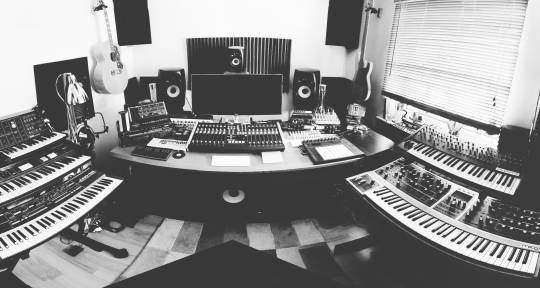 Producer, mixing & mastering - Giancarlo Erra