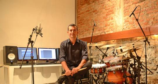 Session drummer - Kim Pereira