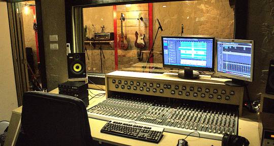 Remote Mixing & Mastering - Bang Buck Studios