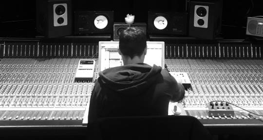 Mixer/Producer - Jake Gordon