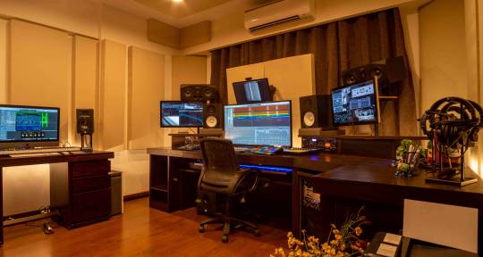 Music Producer, Mix & Master - Crukces Studios