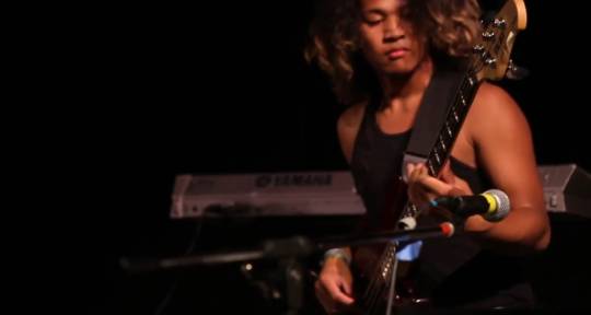 Session Bassist - Bodhi Godwin