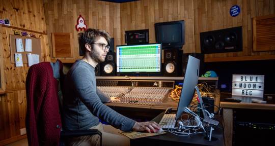 Creative mixing eng & producer - Tommaso Giuliani