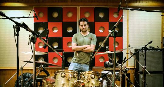 Session Drummer - Raphael Logvinsky