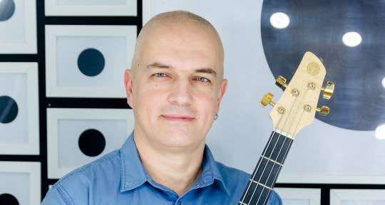Session Bassist/Composer - Vladimir Samardzic "Vladabass"