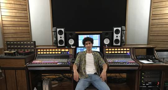 Mix Engineer - Ian Gold