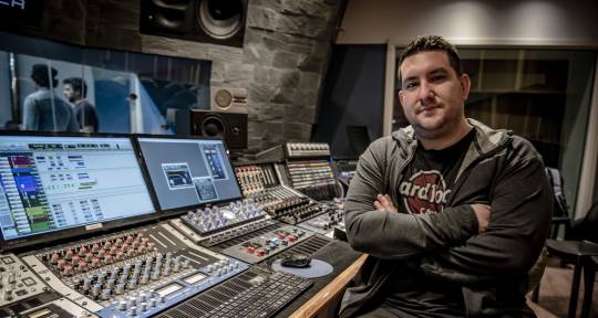 Mixing & Mastering Engineer - L. Scampamorte