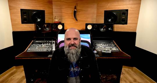 Mix Engineer - Manuel Tomas