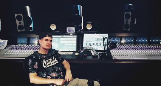 Music Producer/Mixing Engineer - Bounceville Studio Works