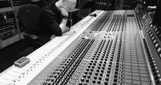 Producer / Mix Engineer - Andrew Beaton