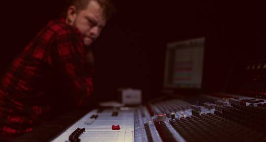 Mixing and Mastering Engineer - Dexter Black