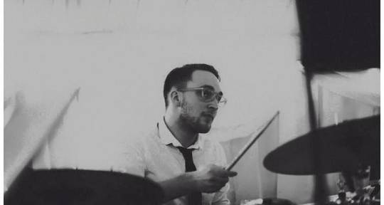 Session Drummer - Ewan Laing