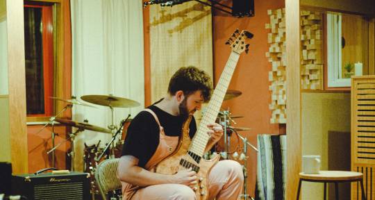 Session Bassist - Dave Edwards