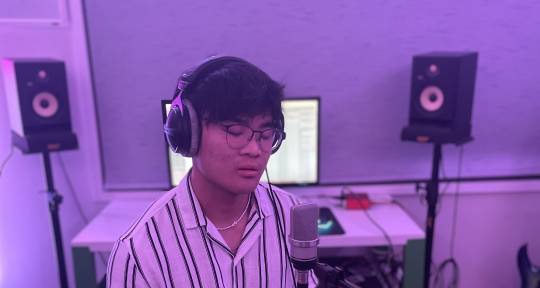 Singer Songwriter Producer - Caleb Chan (DeCC)