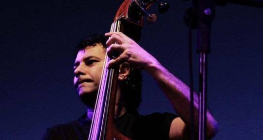  Bassist / Arranger / Singer - Rômulo Gomes