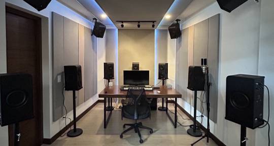 Atmos Mixing Studio - Palosanto Atmos