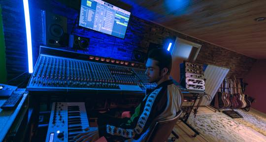 Pop Producer,Mixing,Mastering - Albert Cortasa