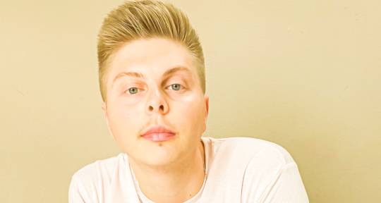 Vocalist, Topliner, Songwriter - Alexander (Sasha) Hromyk
