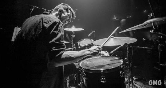 Professional session drummer - El Santino