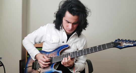 Versatile Session Guitarist - Erick Garcia