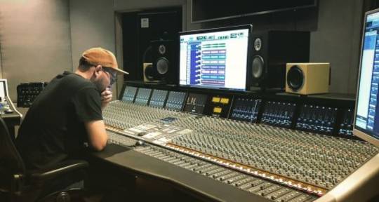 Producer, Mixer, Songwriter - Dani Paz