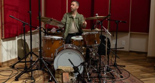 Session Drums and Vintage Keys - Alex Benjamin